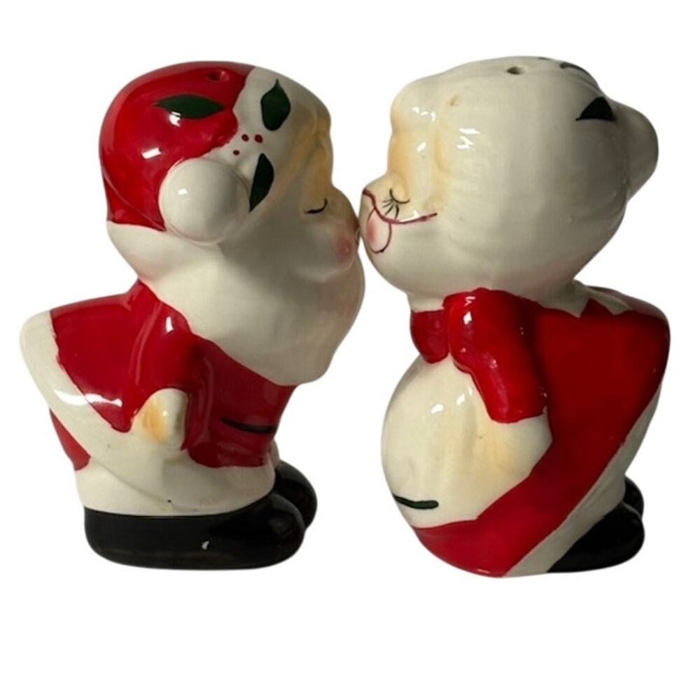Vintage MCM Mr. and Mrs. Santa Clause Kissing Salt n' Pepper Shakers